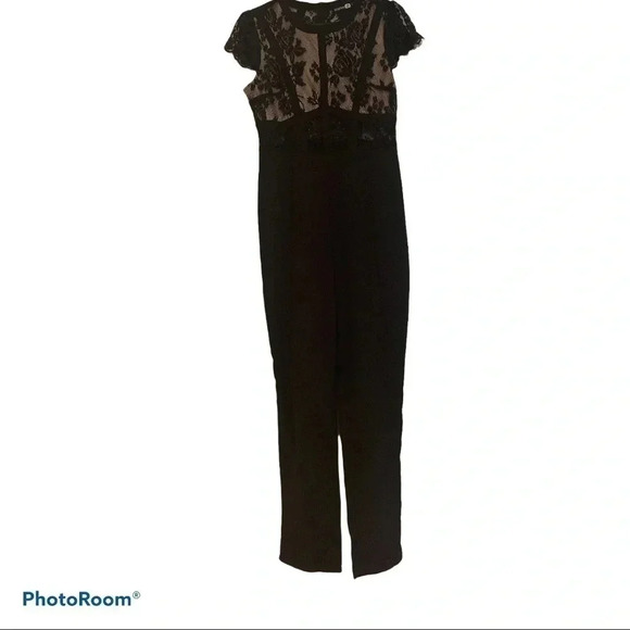Boohoo  lace top cap sleeves jumpsuit Sz 8 - Picture 14 of 14